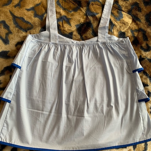 Light Blue top - Picture 2 of 3